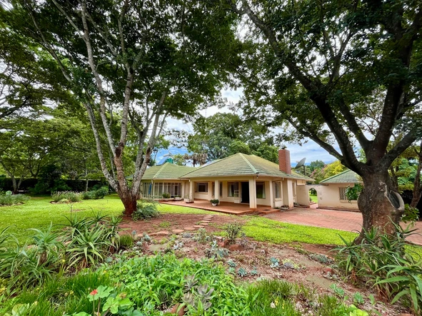 Solid family home on an acre in Greendale